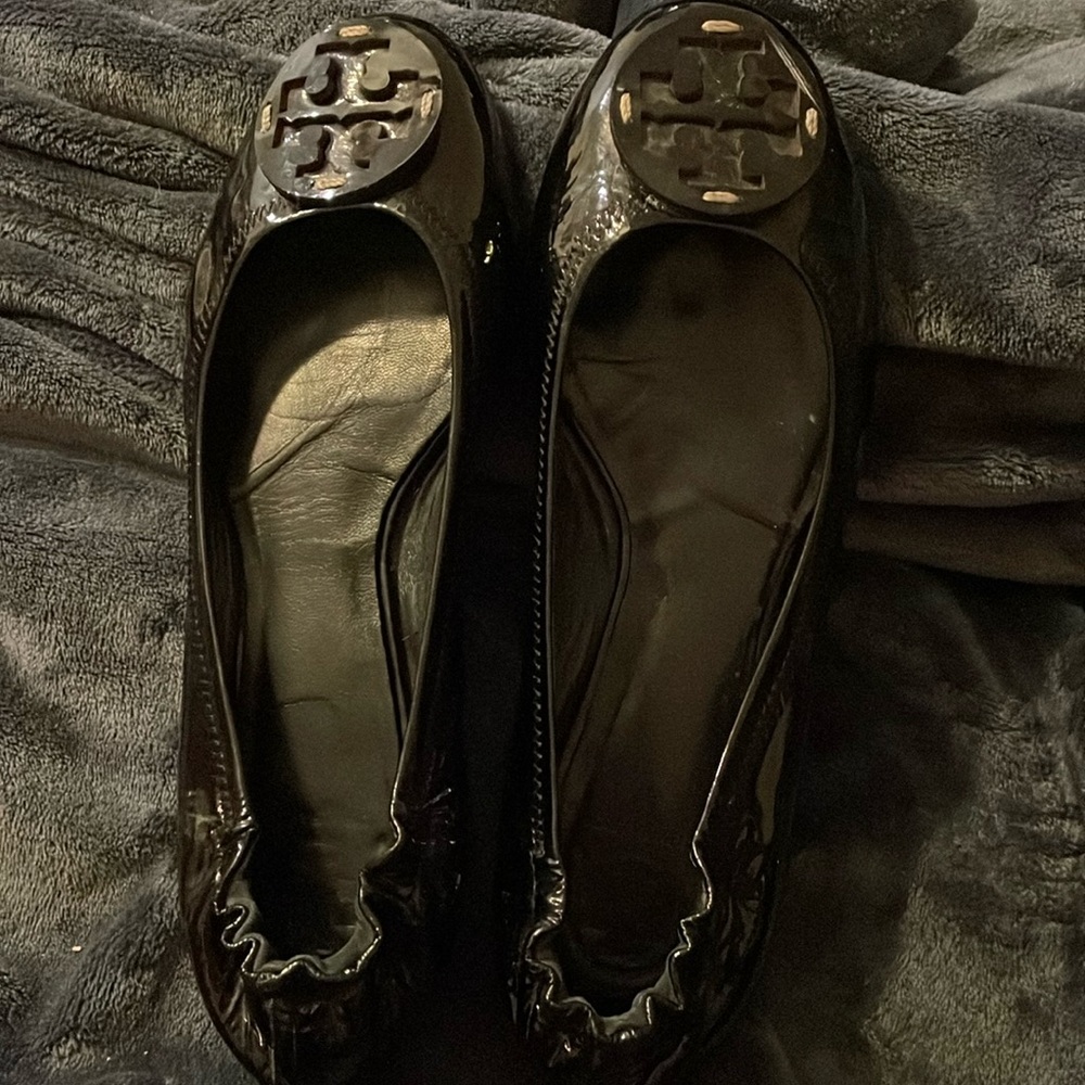 Tory Burch Black Patent Leather Reva Ballet Flats